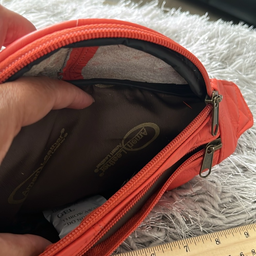 NWOT | Orange Top Grain LEATHER waist Bag | Fanny Pack Crossbody Active Bag Gym - Picture 6 of 6
